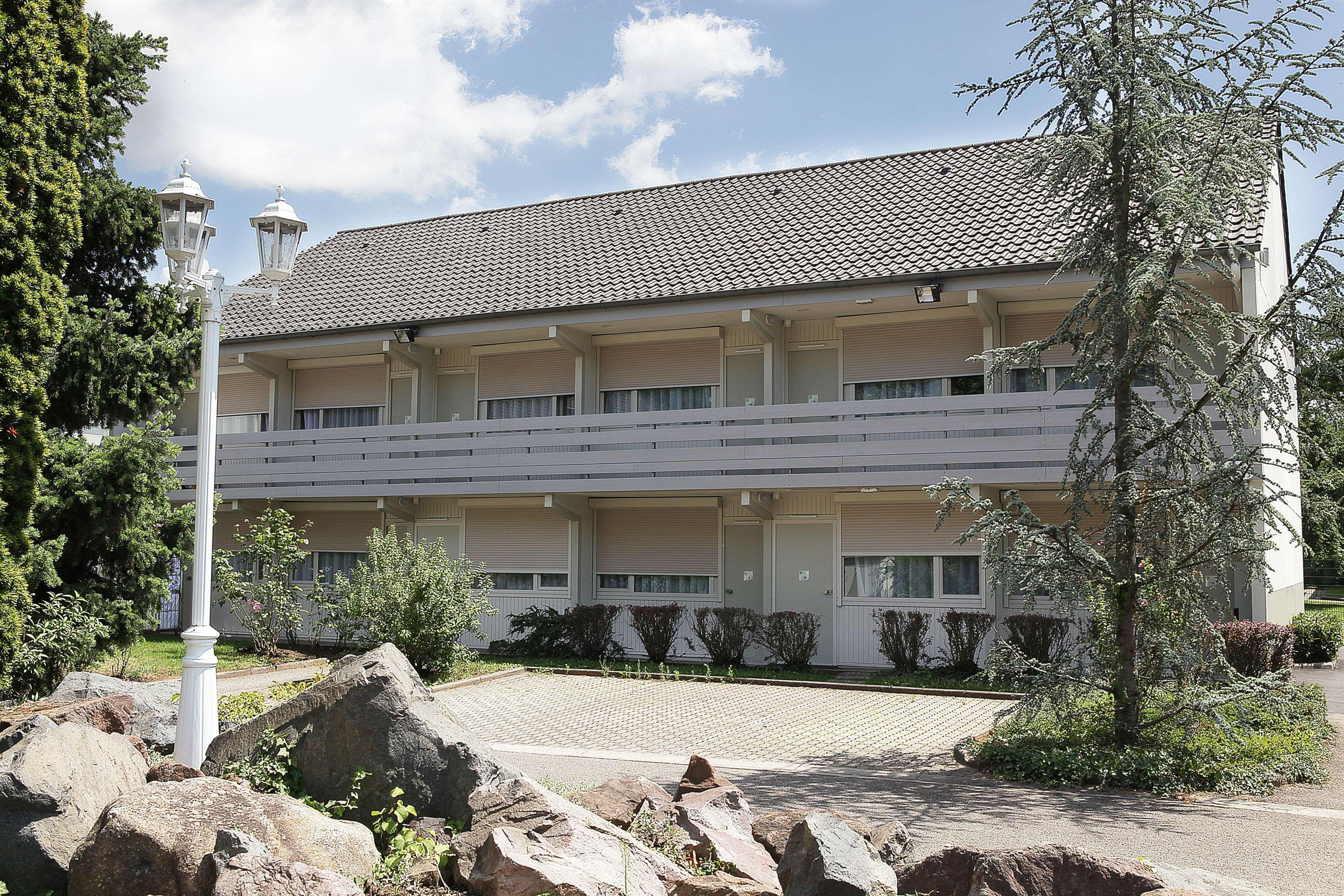 Hôtel Campanile Strasbourg Aéroport Lingolsheim Esterno foto